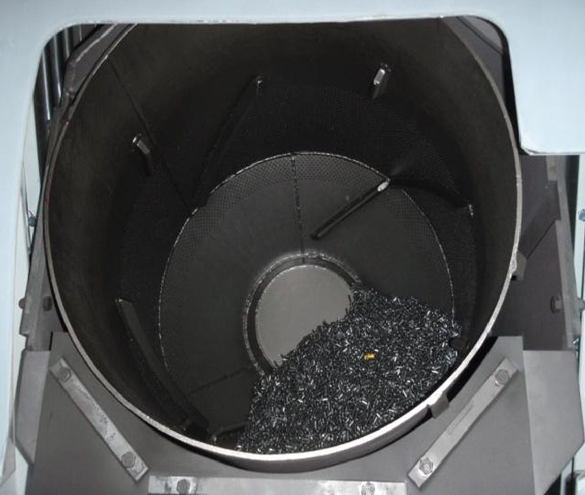 工件卡在設備內