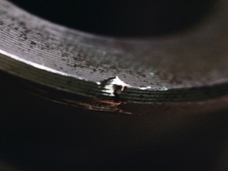 工件上產生碰痕